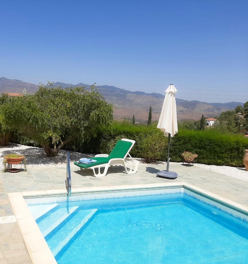 Kellaki Cottage - 2 Bedroom With Pool, Sleeps 6 ภายนอก รูปภาพ